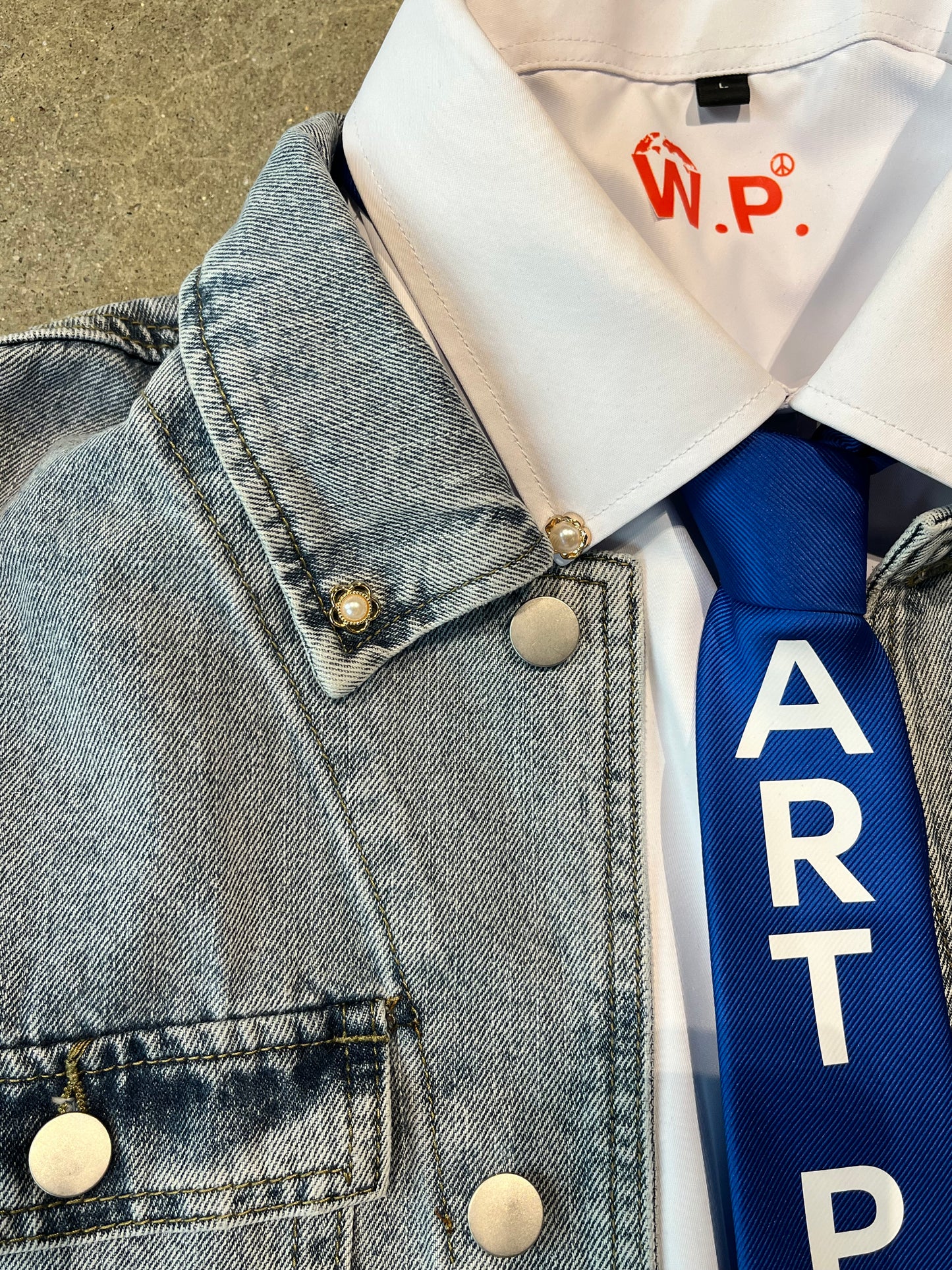 Art Piece Tie (Blue)