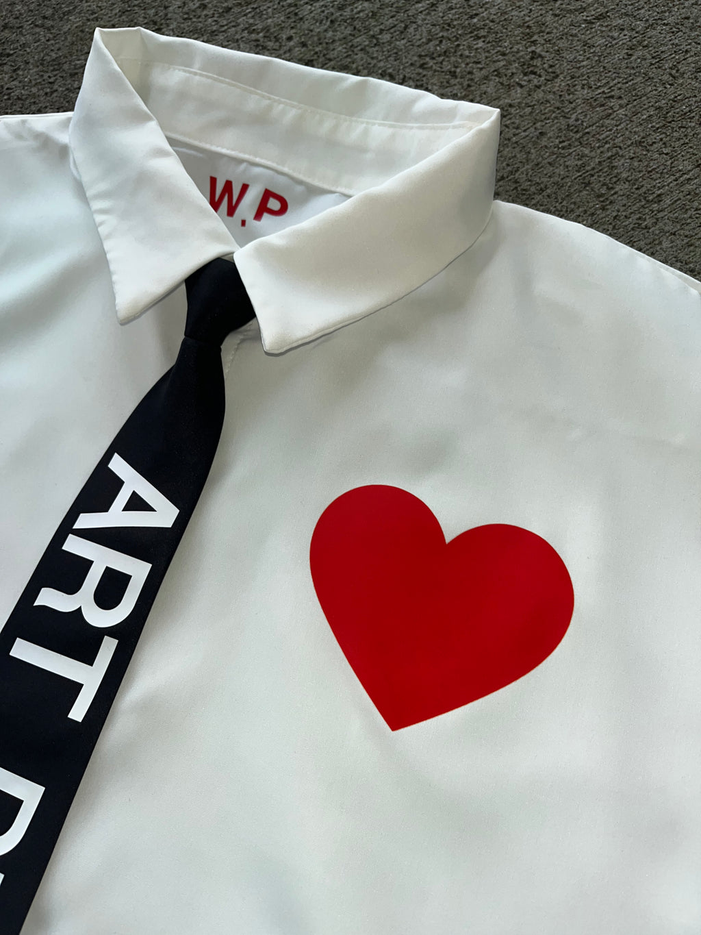 SHORT SLEEVE ART PIECE. SHIRT + TIE & FREE Art Pouch