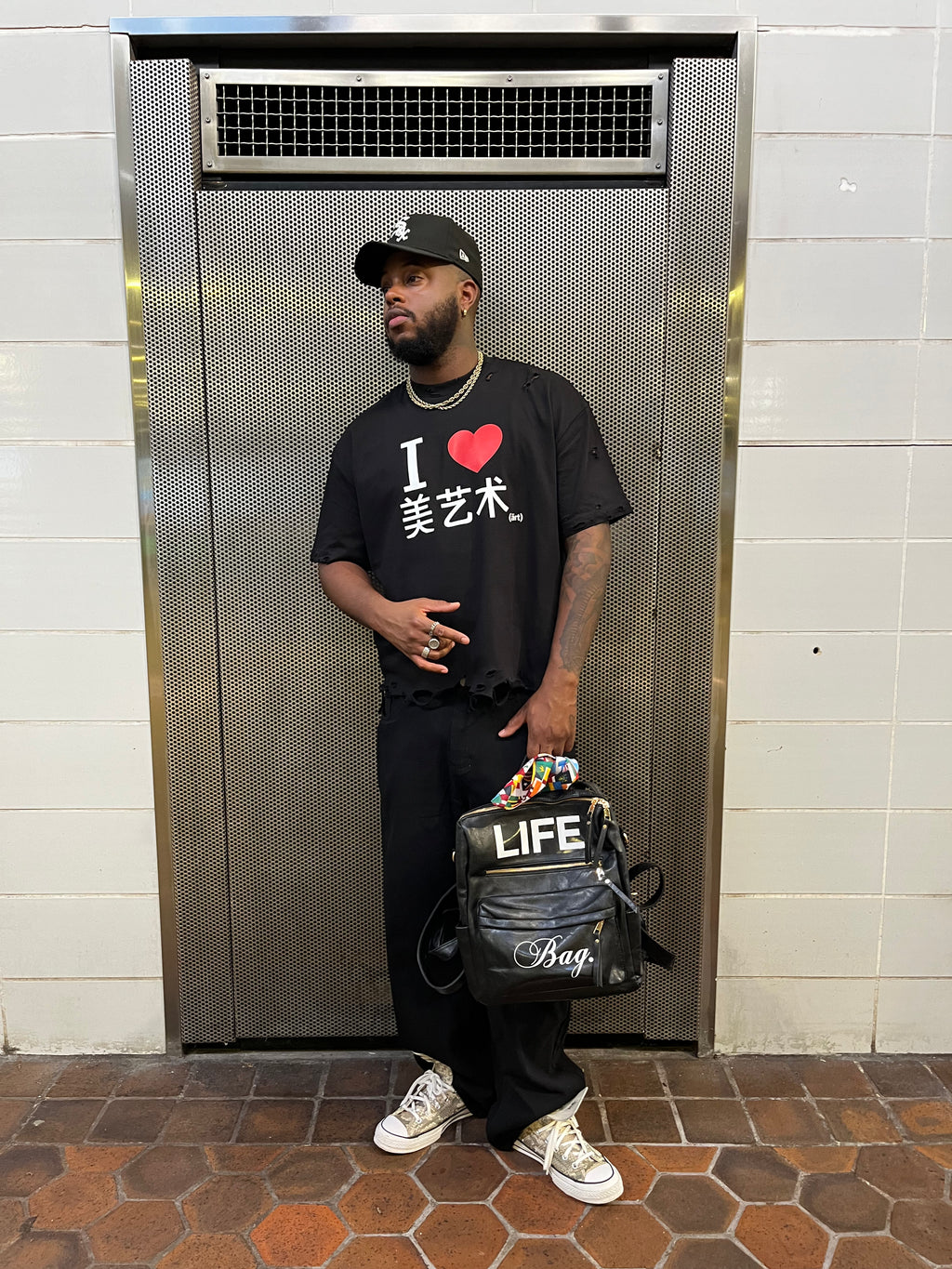I ❤️ ART TEE — BLACK + Free Art Pouch