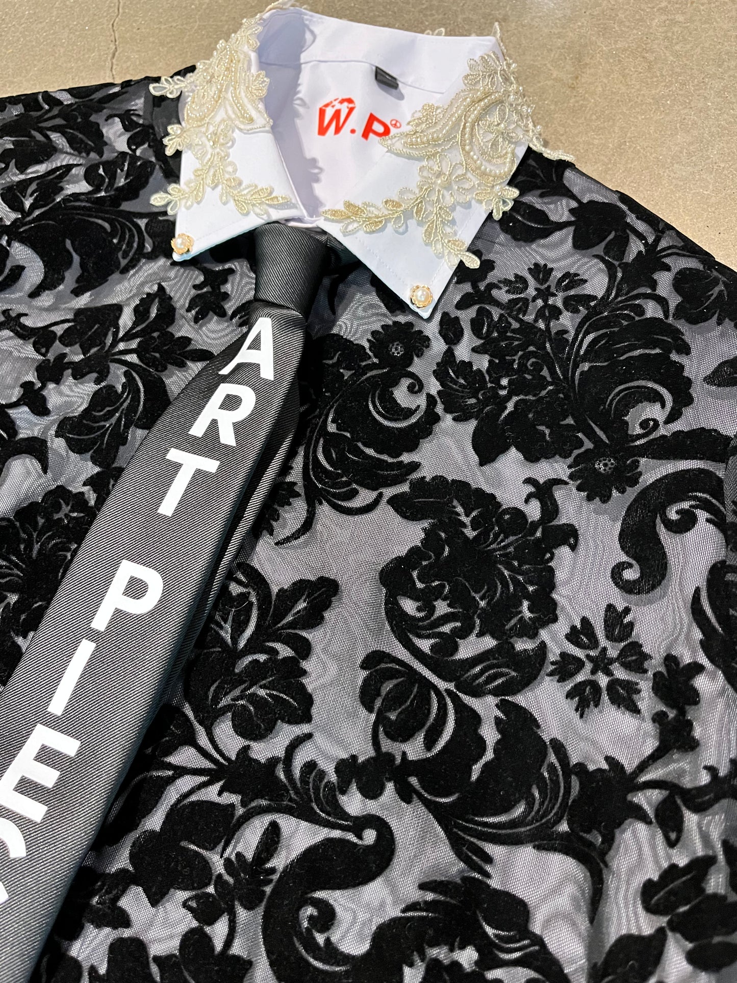 3 Piece Floral Sweater, Shirt and Tie + FREE ART BAG